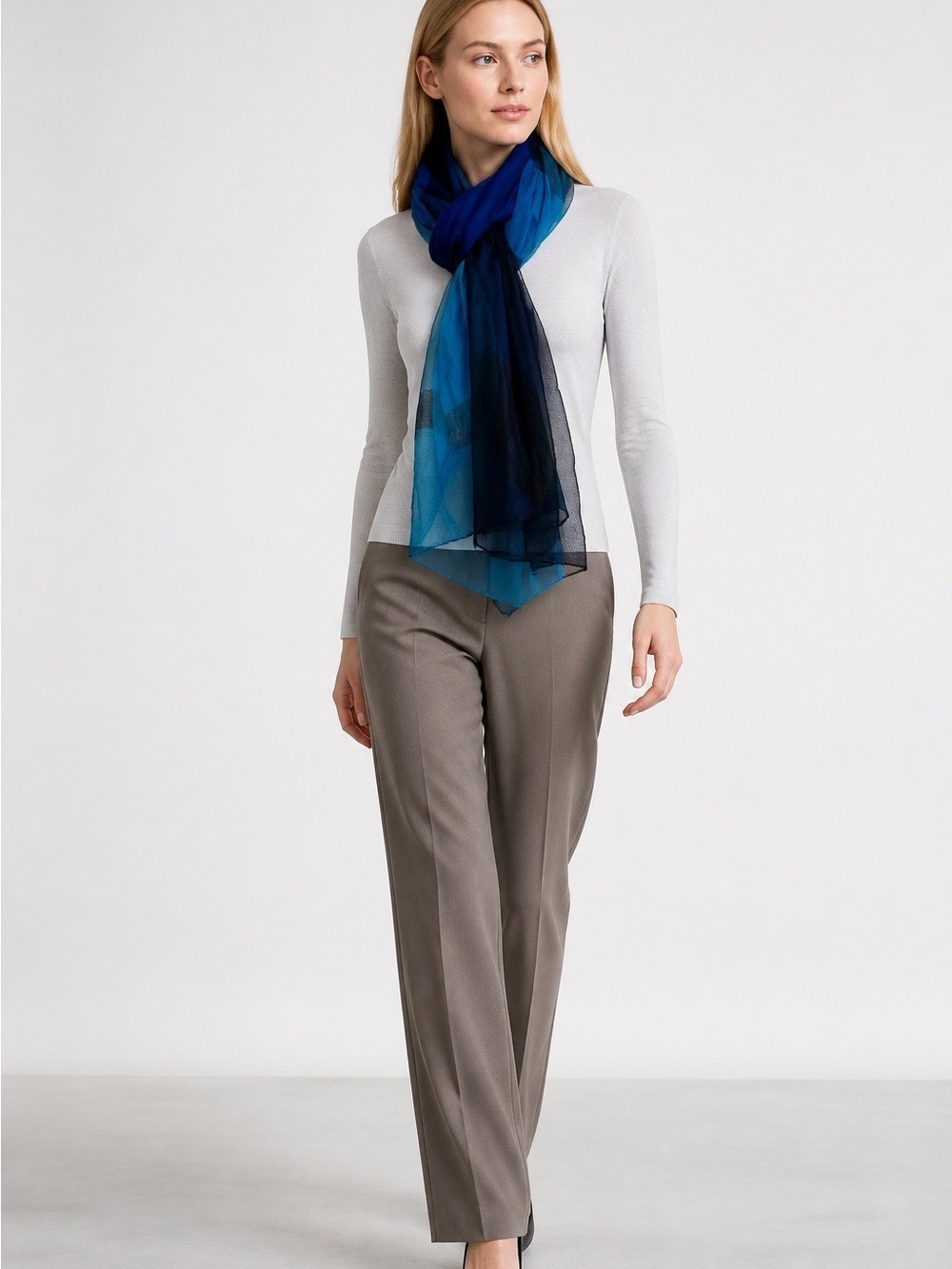 2051 - Stylish Blue Gradient Sheer Scarf